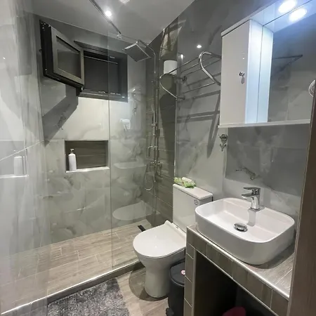 Azzure Heaven Apartment Loutra Elevtheron