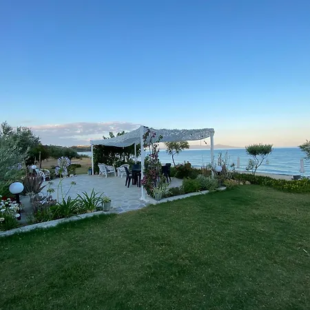 Apartman Azzure Heaven Lutrá Eleftherón