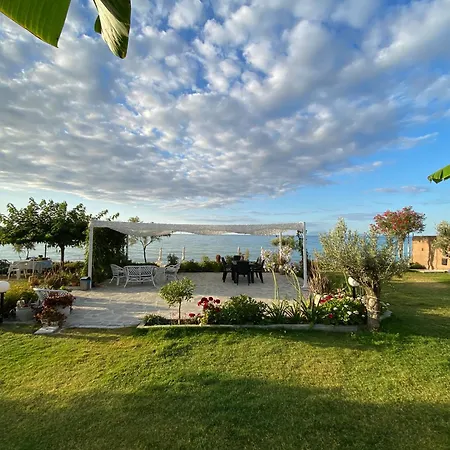 Azzure Heaven Apartament Loutra Elevtheron