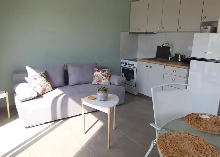 Azzure Heaven Loutra Elevtheron